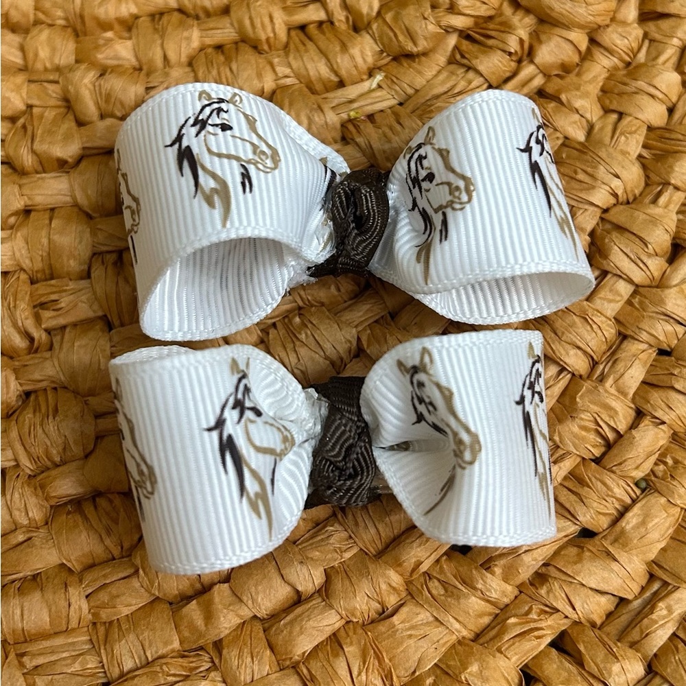 Boutique sz small horse country western hairbows. Pair for pigtails piggy tails